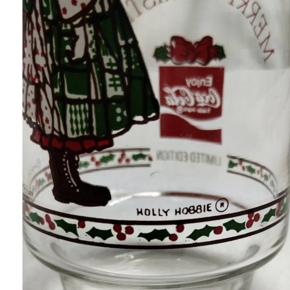 Set of‎ 2 Holly Hobbie Coca-Cola Christmas Glasses 1970s Vintage Limited Edition